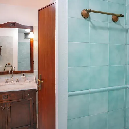 3 Bedroom In Feriehus Tavarone