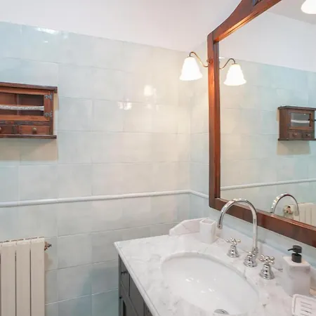 Feriehus 3 Bedroom In Tavarone