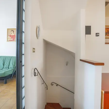 3 Bedroom In Tavarone