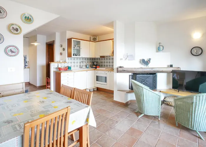 3 Bedroom In Holiday home
