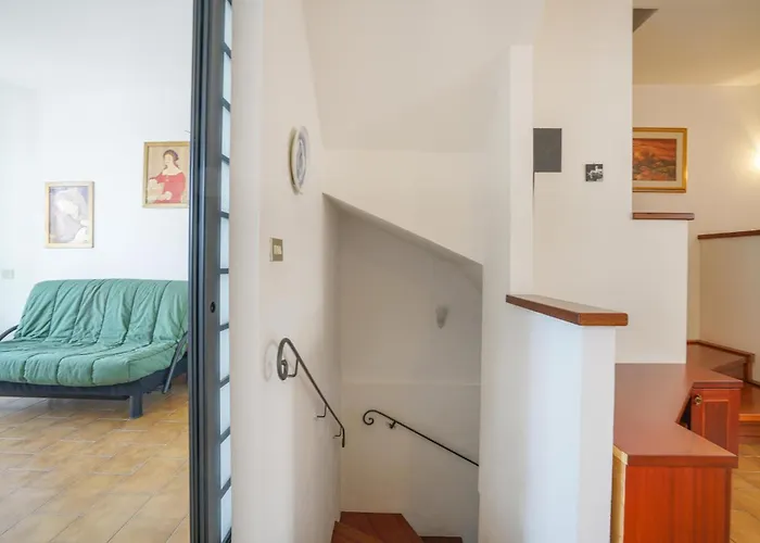 3 Bedroom In Tavarone